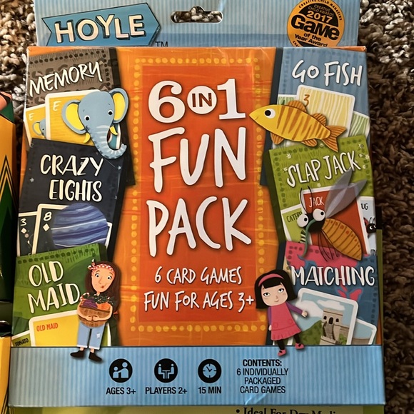 School supplies card games binders NEW - Picture 5 of 6